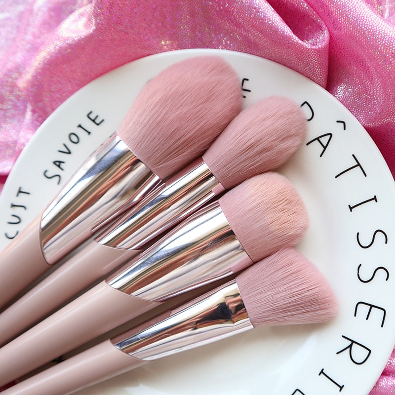 BBL Pink Premium Makeup Brushes Loose Powder Buffing Sculpting Blush Tapered Blending Highlighter Eyeshadow Brush Make Up Tools